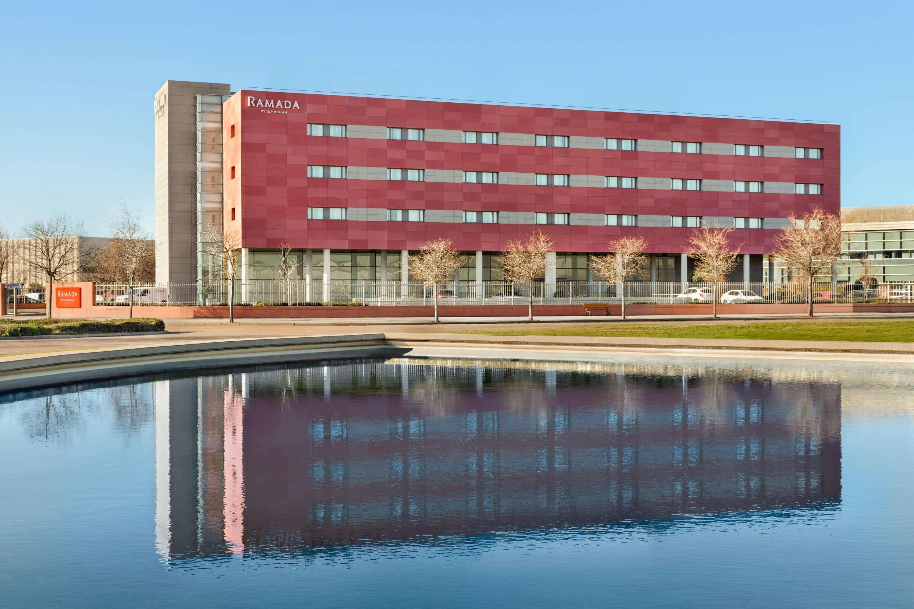Ramada By Wyndham Madrid Getafe Hotel Ngoại thất bức ảnh