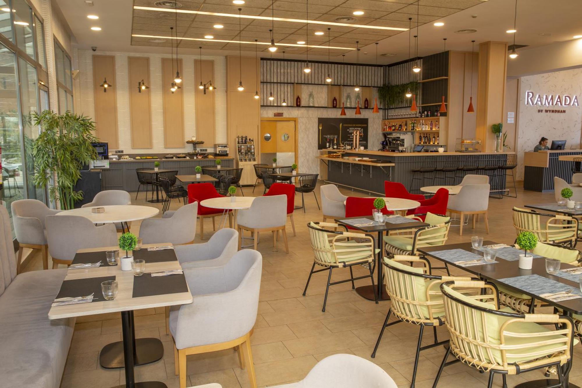 Ramada By Wyndham Madrid Getafe Hotel Ngoại thất bức ảnh